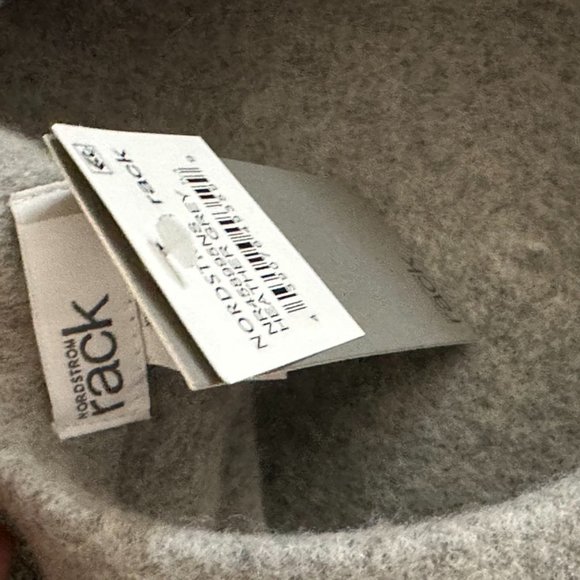 ✨NWT Grey Heather Beret Wool French Parisian Hat - Picture 3 of 3